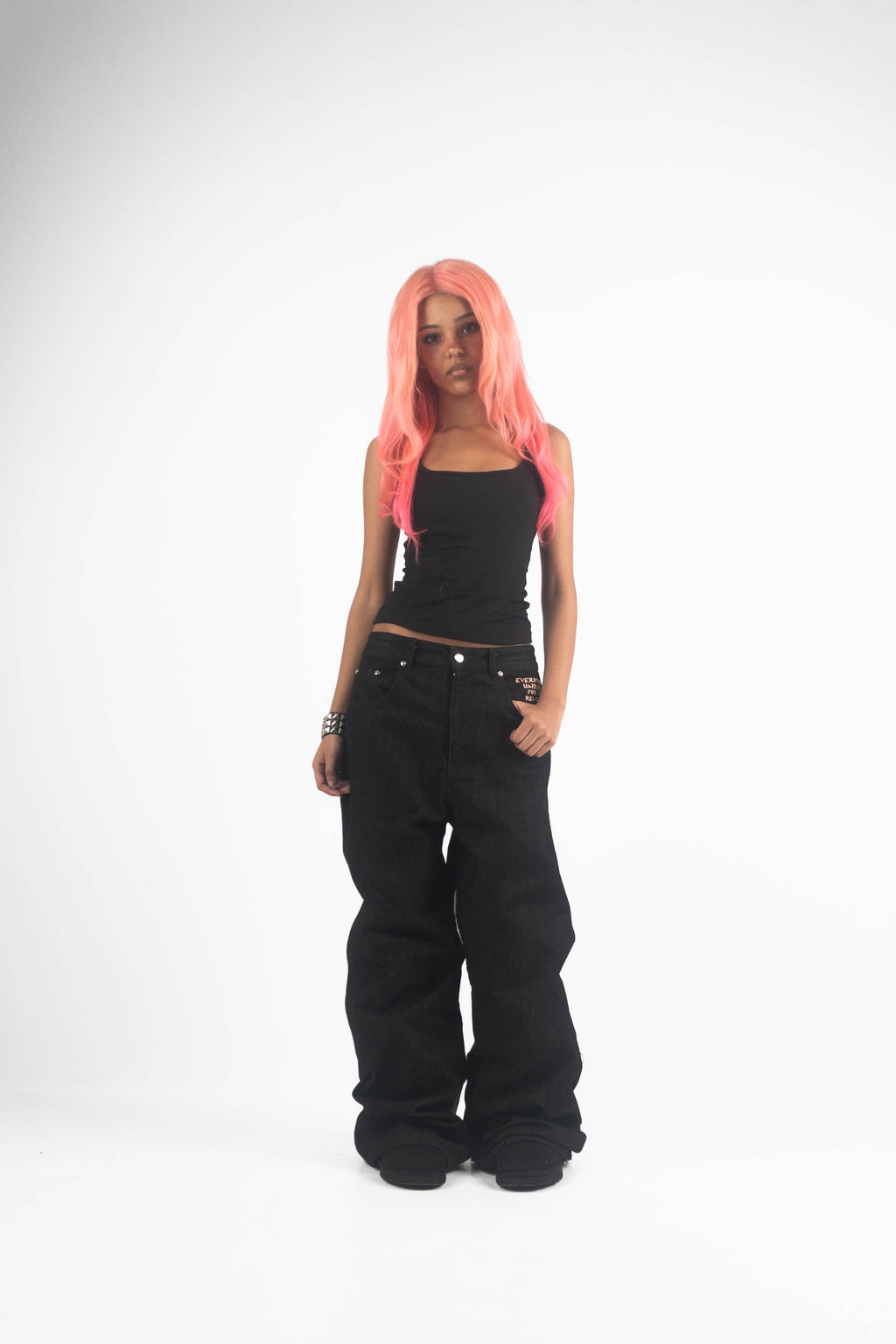 COLOUR CHANGING CONFRONTATION DENIM