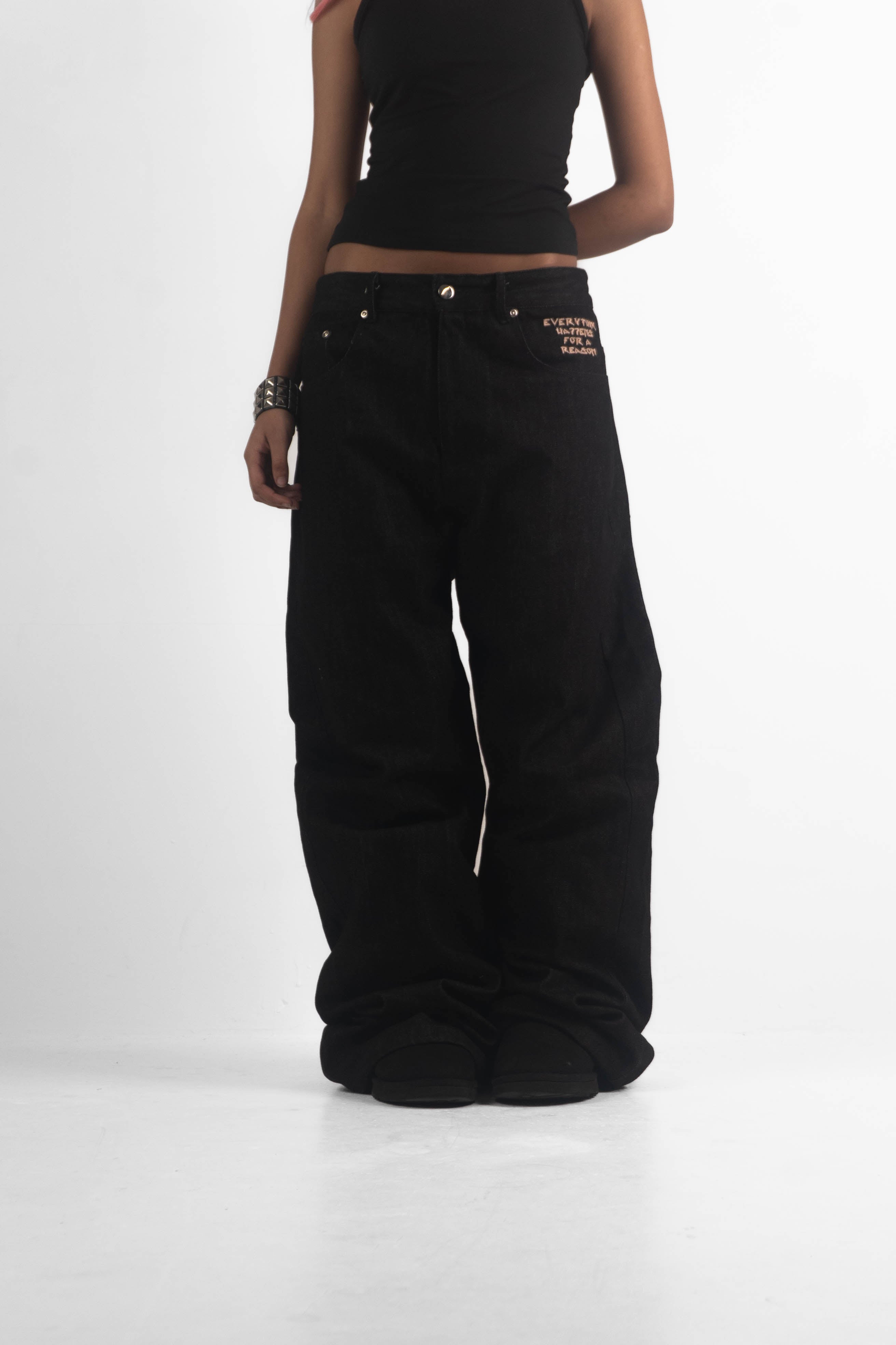 COLOUR CHANGING CONFRONTATION DENIM