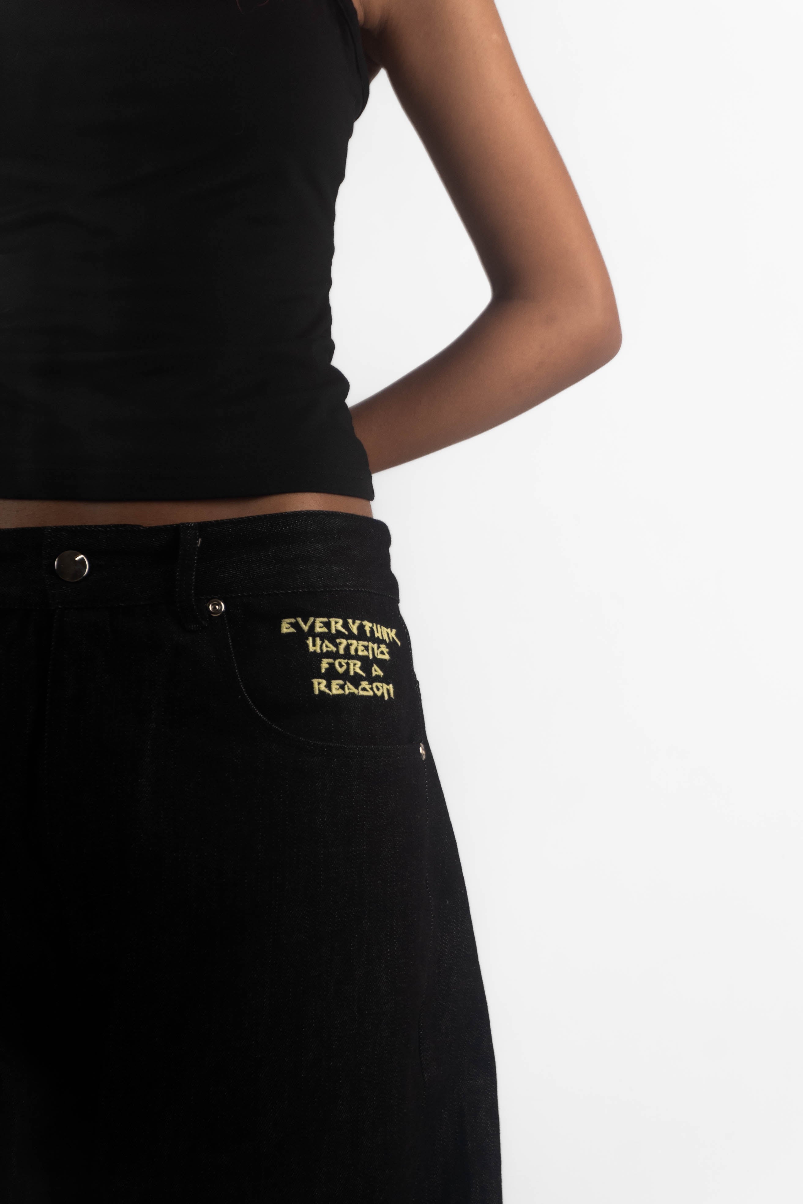 COLOUR CHANGING CONFRONTATION DENIM